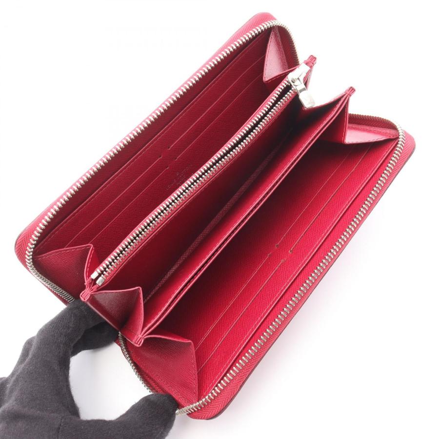 LOUIS VUITTON（ルイ・ヴィトン） ジッピーウォレット エピ フューシャ