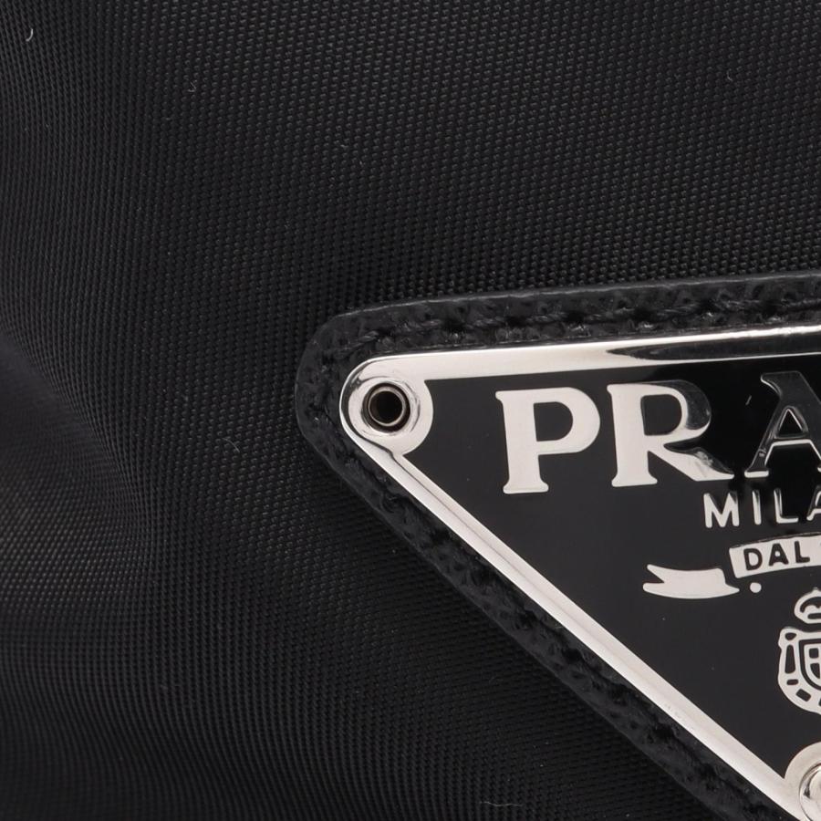 PRADA（プラダ） Re-Nylon トライアングルロゴ バケット ブランドオフ