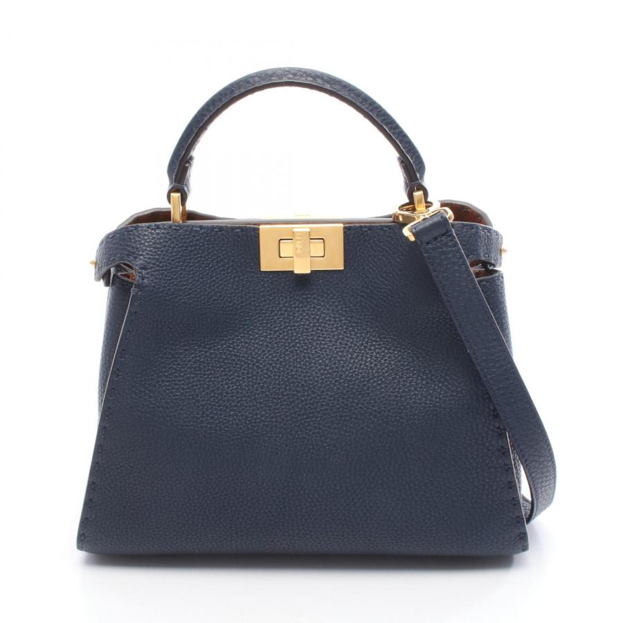 FENDI（フェンディ） ピーカブー エッセンシャリー ブランドオフ