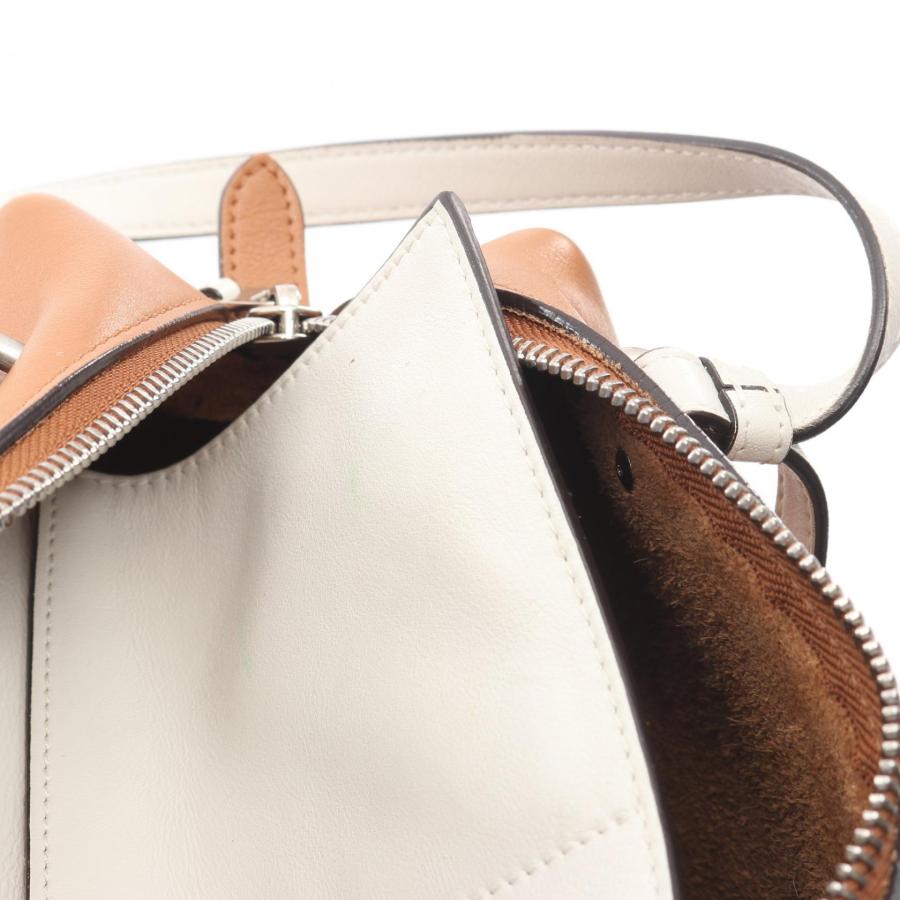 セリーヌ　ソフトキューブバッグ　スモール　美品 CELINE（セリーヌ） スモール ソフト キューブ ブランドオフ レザー