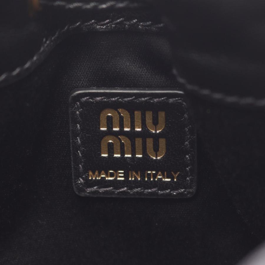 ミュウ マテラッセ ポーチ ブランドオフ Miu レザー ハンドバッグ