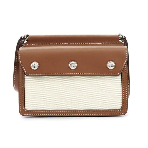 BURBERRY ショルダーバッグ ホワイト/ブラウン BURBERRY ショルダーバッグ ブラウン/ホワイト