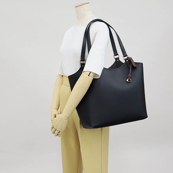 COACH ブラックレザー トートバッグ　ポーチ付き COACH コーチ トートバッグ レディース シンプル デイ トート