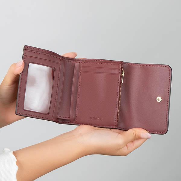 COACH コーチ 二つ折り財布 レディース シグネチャー スクエア COACH コーチ 二つ折り財布 レディース シグネチャー スクエア