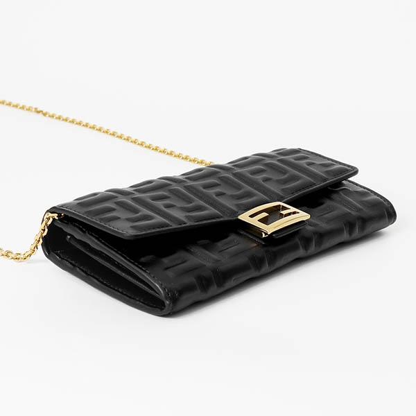 FENDI フェンディ 長財布 レディース FF バゲット