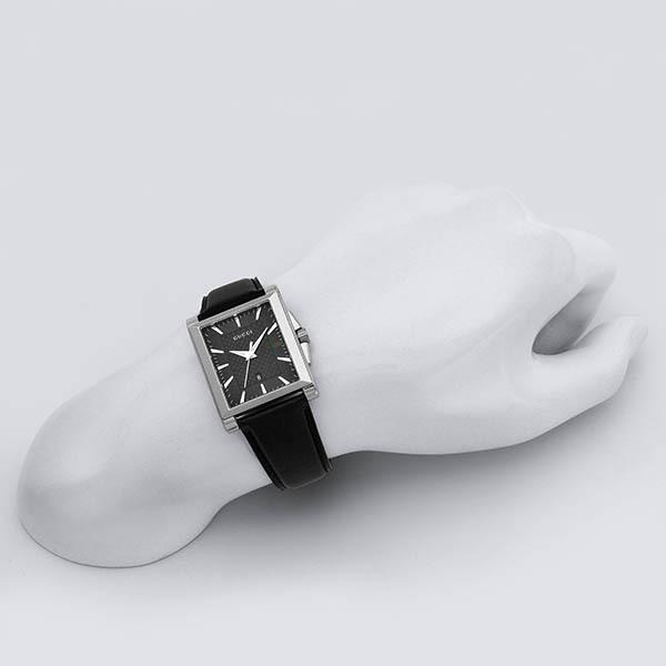GUCCI グッチ YA138402 Gタイムレス クォーツ メンズ 腕時計 GUCCI（グッチ） 腕時計 メンズ Gタイムレス スクエア ブラック