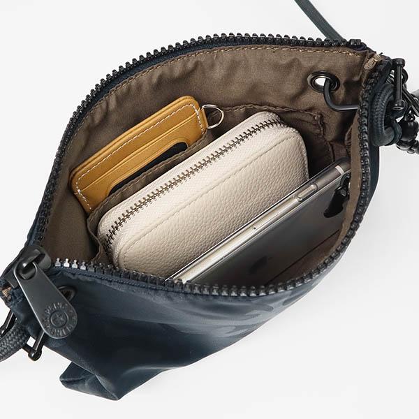 kipling キプリング ショルダーバッグ レディース メンズ KNIPPA kipling キプリング ショルダーバッグ レディース メンズ KNIPPA