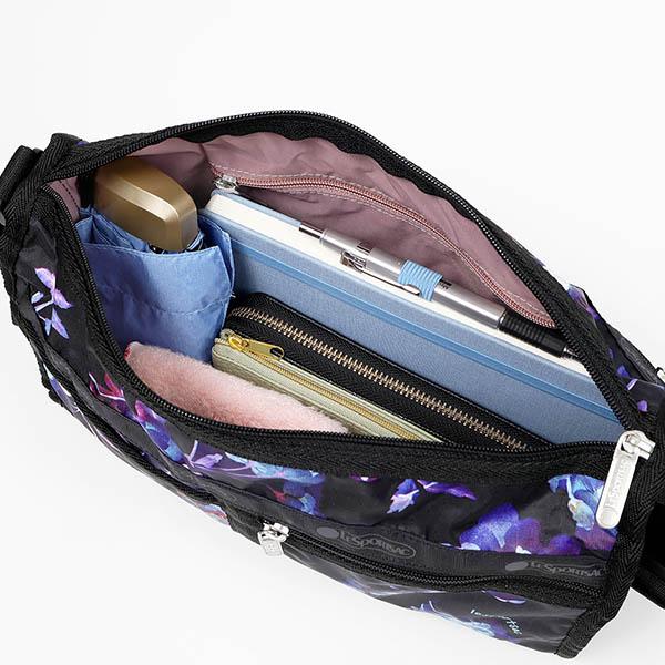 新品　LeSportsacレスポートサック　ショルダーバッグ　斜め掛け　黒　花柄 LeSportsac（レスポートサック） ショルダーバッグ レディース DELUXE