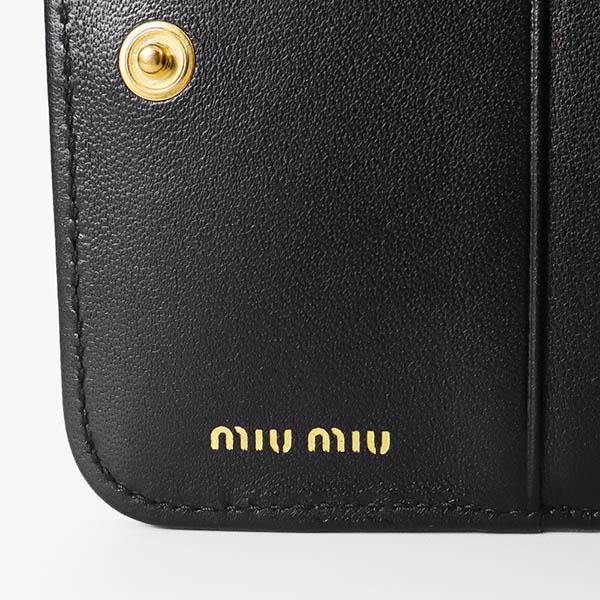 miu 《5%OFFクーポン対象》ミュウミュウ MIU 二つ折り財布 miu 《5%OFFクーポン対象》ミュウミュウ MIU 二つ折り財布