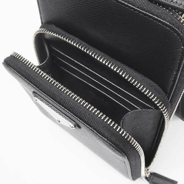 PRADA プラダ ショルダーバッグ メンズ レディース 縦型 レザー PRADA プラダ ショルダーバッグ メンズ レディース 縦型 レザー