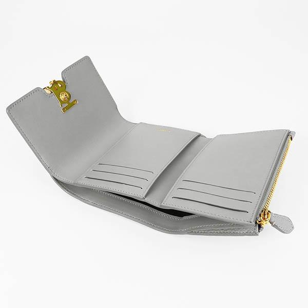 BURBERRY 《クーポン配布中》バーバリー 三つ折り財布 BURBERRY 《クーポン配布中》バーバリー 三つ折り財布