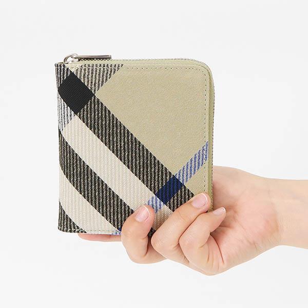 BURBERRY 《P6倍_29日23:59迄》バーバリー 二つ折り財布 BURBERRY 《P6倍_29日23:59迄》バーバリー 二つ折り財布