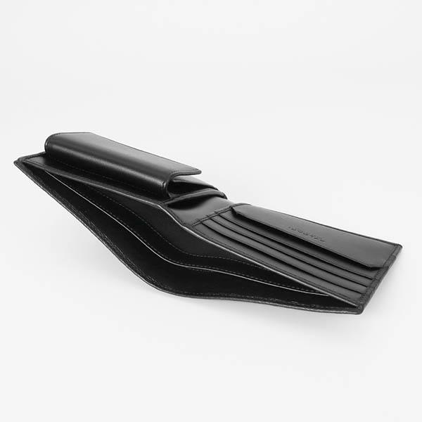 ブルガリ・ブルガリ マン 二つ折り財布 黒 BVLGARI（ブルガリ） 二つ折り財布 ブルガリ・ブルガリ マン ブラック