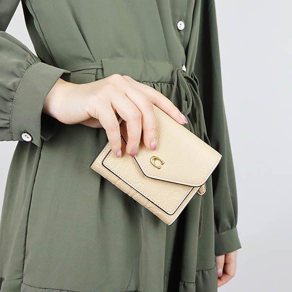 COACH コーチ 財布 レディース 二つ折り財布 ウィン スモール COACH コーチ 財布 レディース 二つ折り財布 ウィン スモール