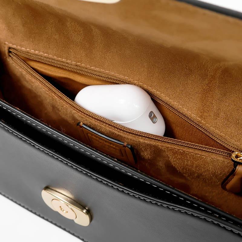 《クーポン》コーチ ショルダーバッグ COACH エライザ フラップ クロスボディ ブラック/ベージュ CP008_11