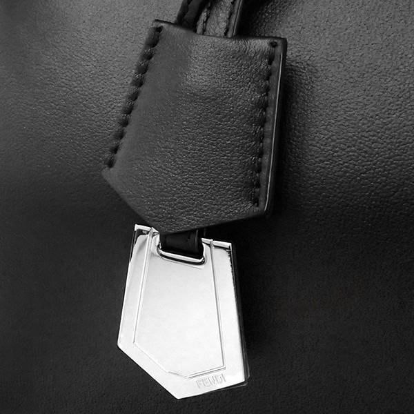 FENDI ブラックレザーショルダーバッグ 8BL146 フェンディ ハンドバッグ/ボストンバッグ/ショルダーバッグ