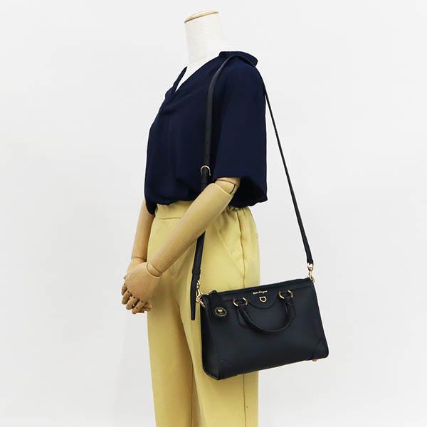 FERRAGAMO フェラガモ ショルダーバッグ Ferragamo レディース FERRAGAMO フェラガモ ショルダーバッグ Ferragamo レディース