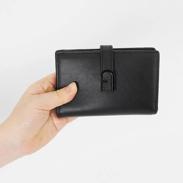 FURLA 《クーポン配布中》フルラ 二つ折り財布 レザー ブラック FURLA 《クーポン配布中》フルラ 二つ折り財布 レザー ブラック