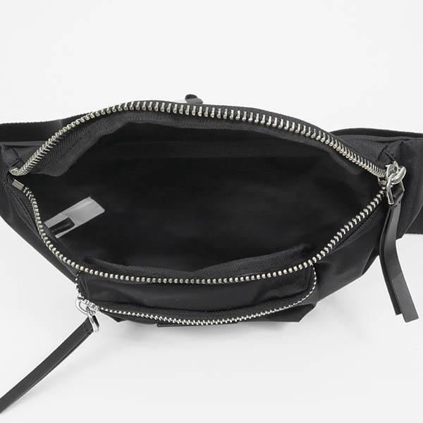 MARC JACOBS 《P6倍_29日23:59迄》マークジェイコブス ボディ MARC JACOBS 《P6倍_29日23:59迄》マークジェイコブス ボディ