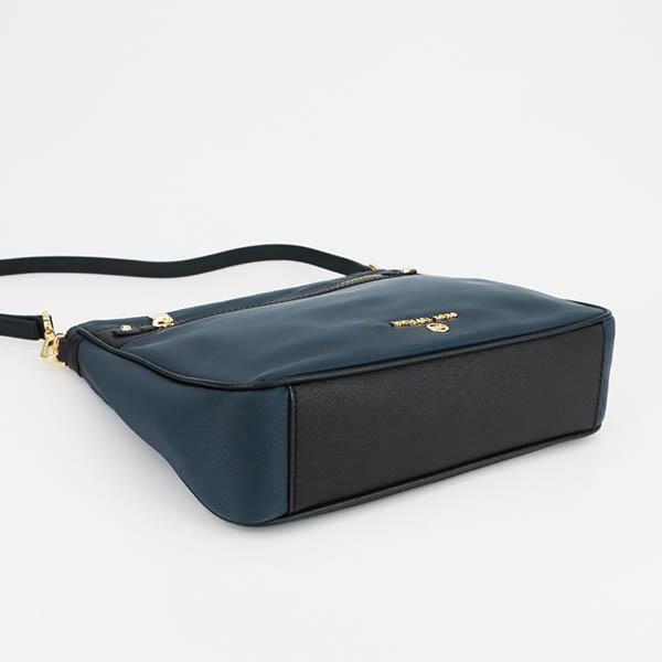 MICHAEL KORS マイケルコース ショルダーバッグ スクエア MICHAEL KORS マイケルコース ショルダーバッグ スクエア
