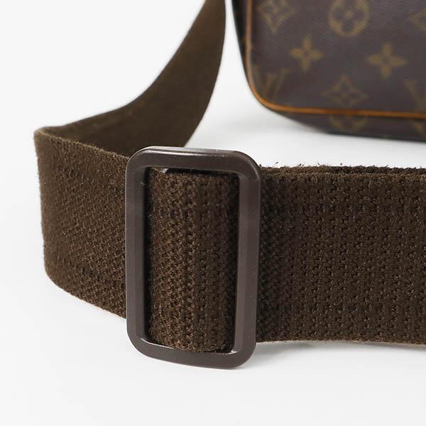 LOUIS VUITTON 《クーポン配布中》中古 ルイヴィトン リポーター LOUIS VUITTON 《クーポン配布中》中古 ルイヴィトン リポーター