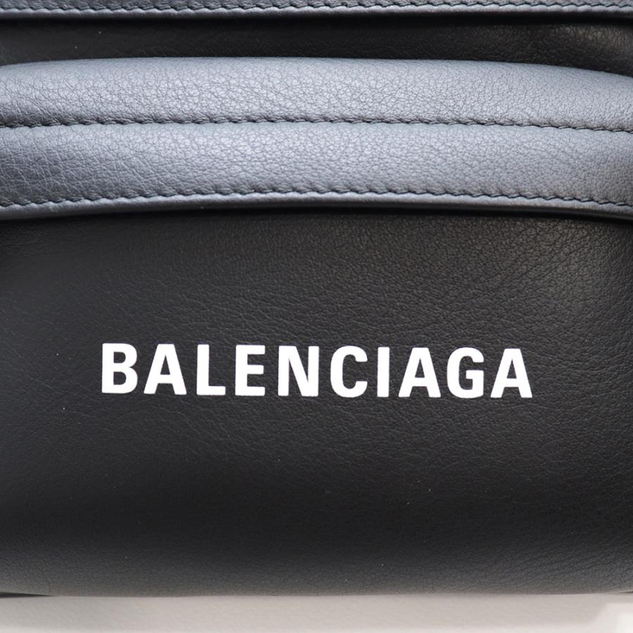 バレンシアガ バッグ ボディバッグ BALENCIGA ベルトバッグ スムースレザー 本革 ブラック 黒色 ショルダー ななめ掛け ウエストバッグ  552375