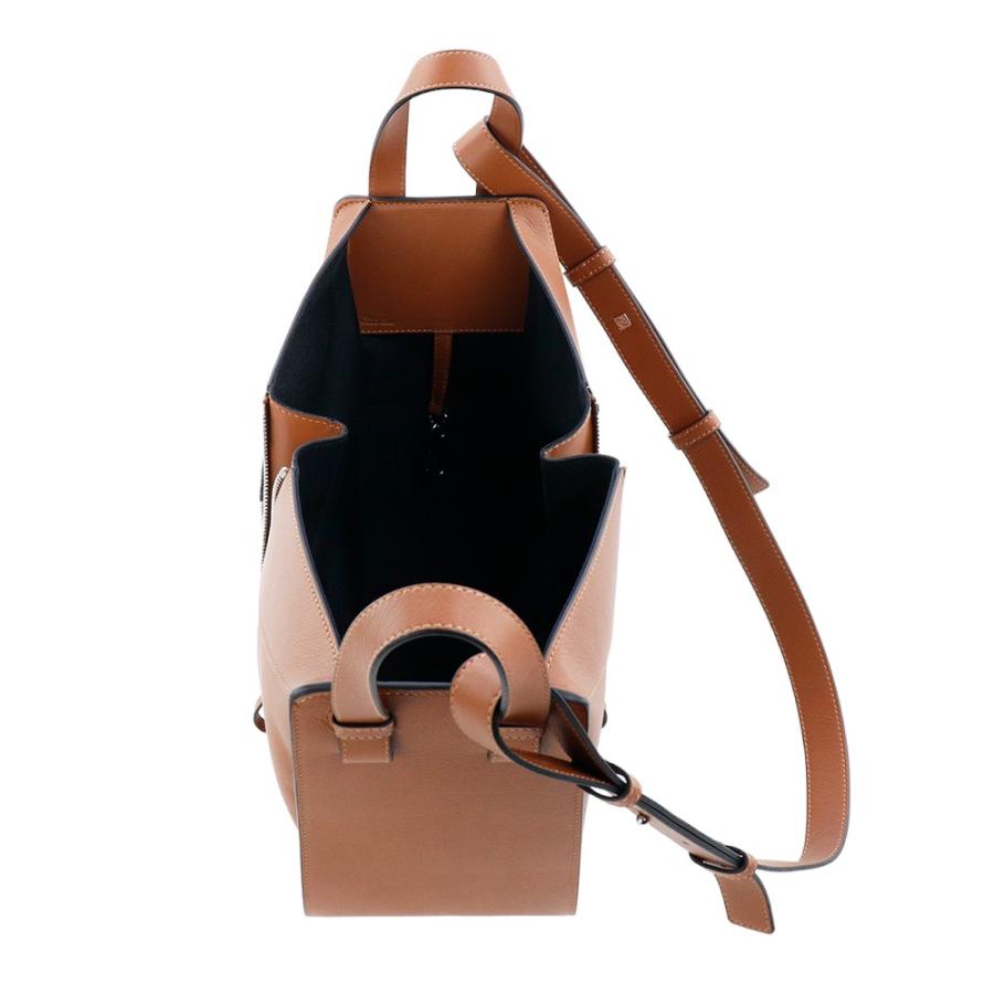 LOEWE ロエベ バッグ HAMMOCK ANAGRAM SMALL BAG ハンモック LOEWE ロエベ バッグ HAMMOCK ANAGRAM SMALL BAG ハンモック