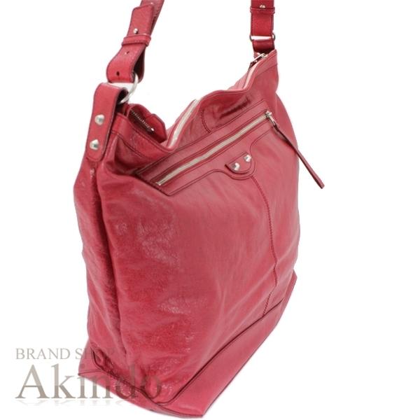 BALENCIAGA（バレンシアガ） ショルダーバッグ クーリエ レザー 赤