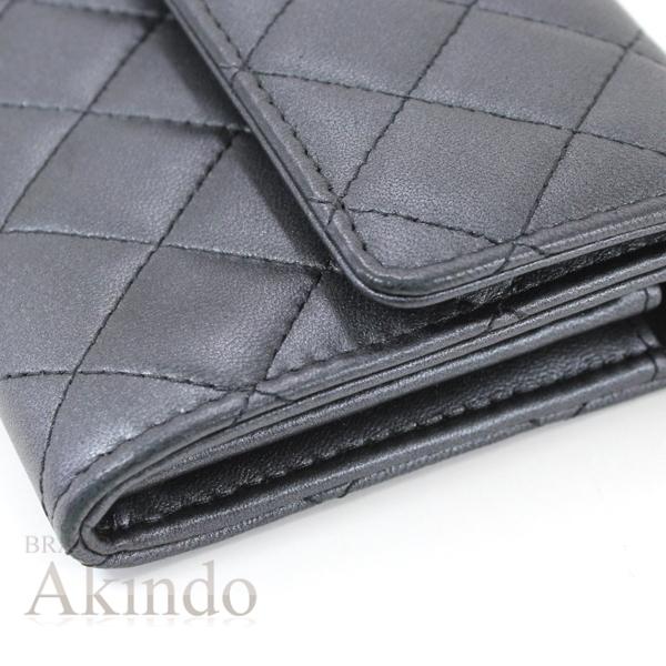 シャネル チェーンウォレット パールチェーン ミニ メタリックブラック CHANEL - シャネル チェーンウォレット パールチェーン ミニ