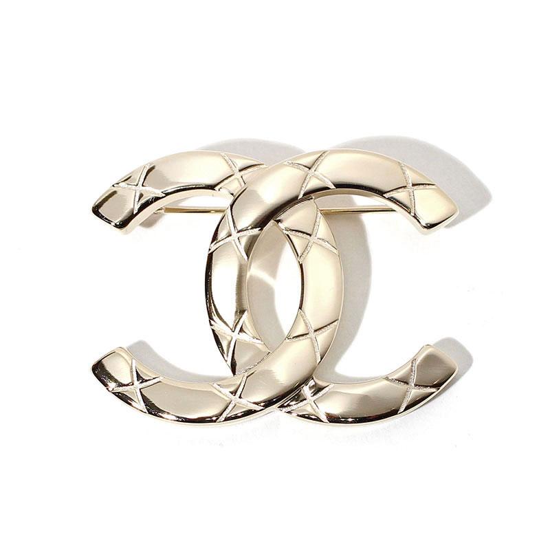 CHANEL（シャネル） ブローチ メタル CCマーク キルティングモチーフ