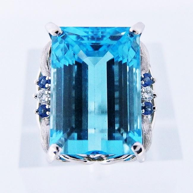 Pt900☆リング 指輪 ◇ブルートパーズ ◇ダイヤモンド0.08ct/0.03c t  