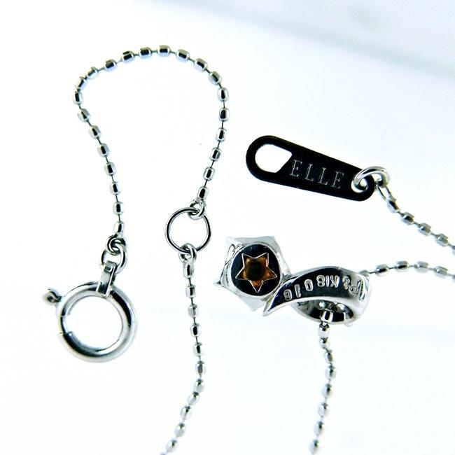 ELLE】Pt850/K18 ☆ プラチナネックレス ◇ダイヤモンド0.16ct 4月 