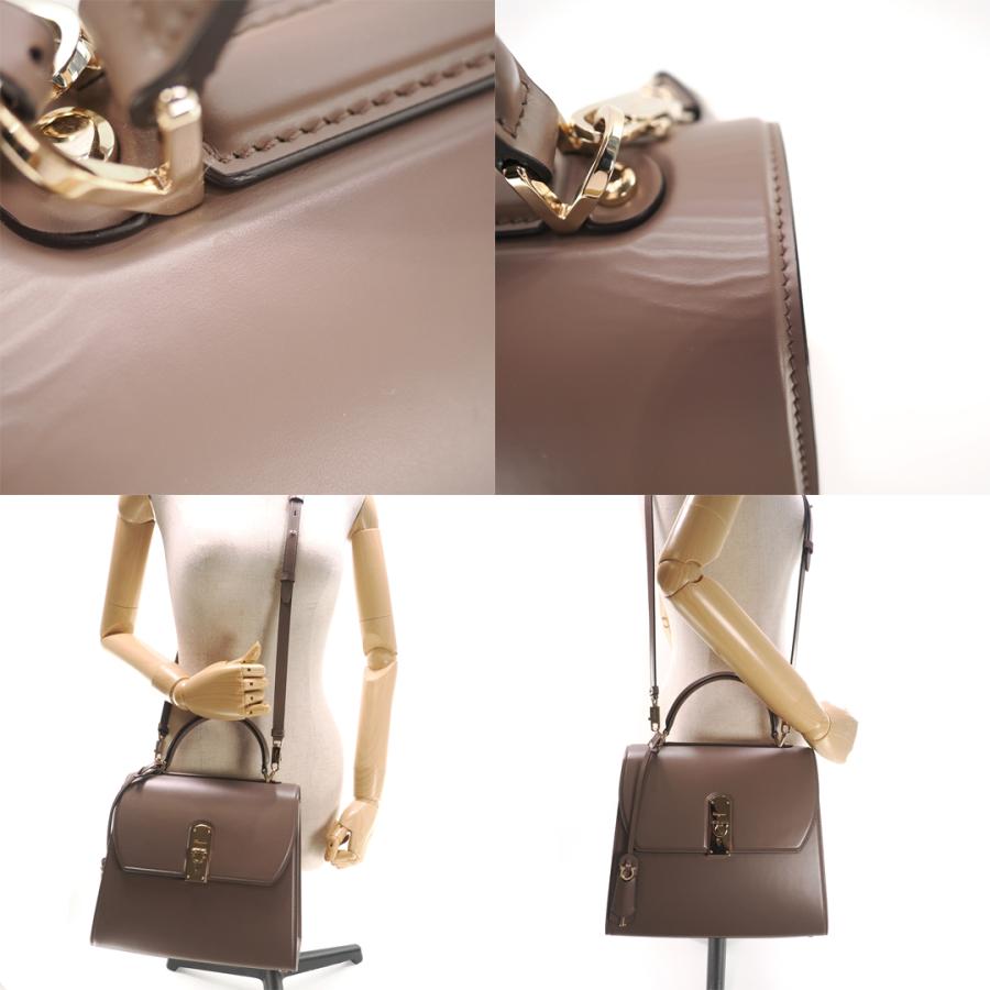 FERRAGAMO 【新品同様】サルヴァトーレ フェラガモ ガンチーニ FERRAGAMO 【新品同様】サルヴァトーレ フェラガモ ガンチーニ