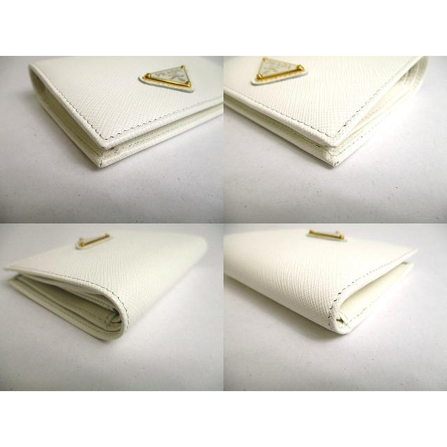 PRADA（プラダ） サフィアーノ トライアングル レザー 2つ折り 財布