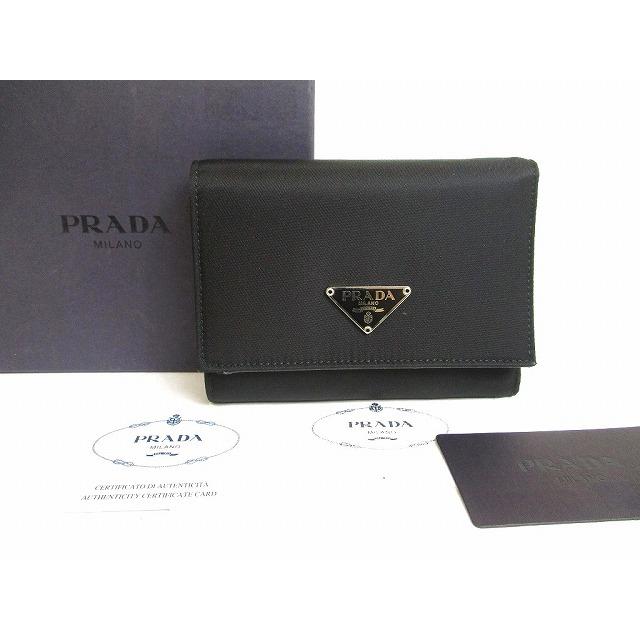 プラダ ナイロン 三つ折り コンパクト ウォレット 三角プレート PRADA - プラダ 財布 リボン トライアングル 三つ折り財布 ナイロン