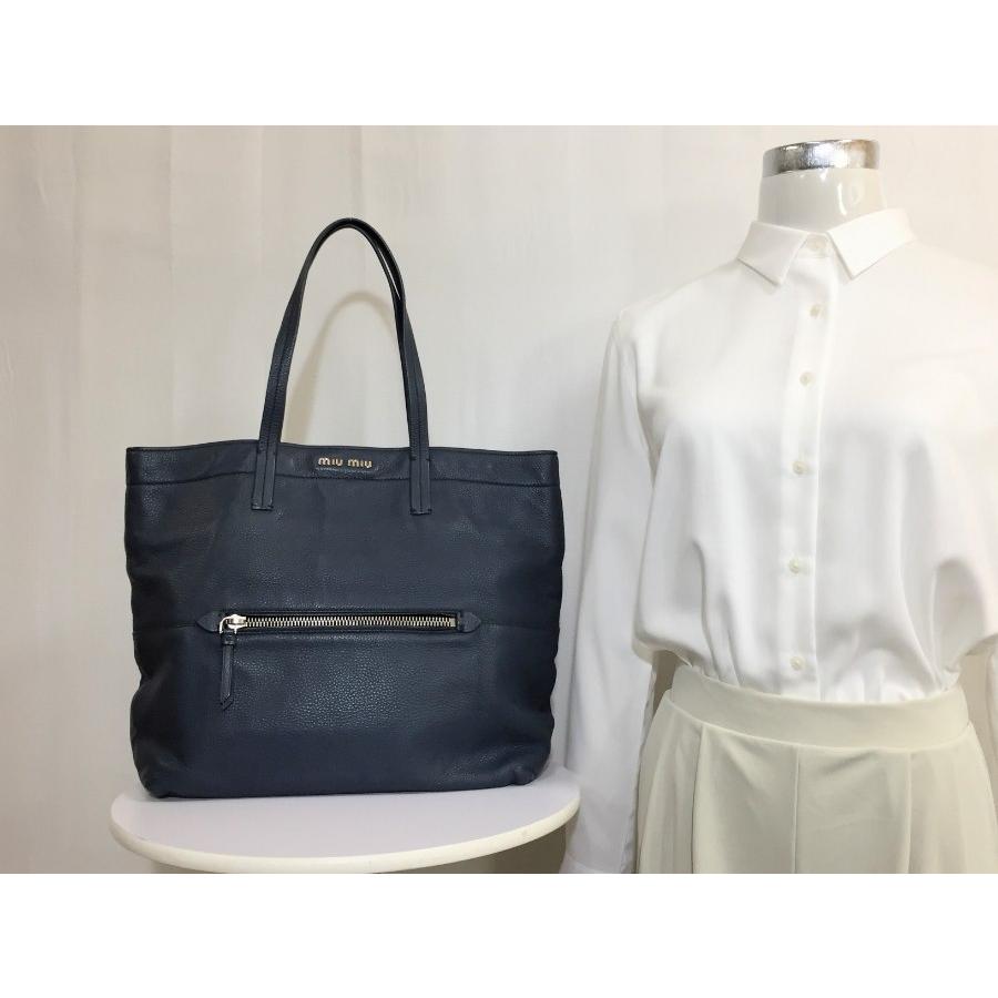 miu MIUMIU ミュウミュウ トートバッグ レザー ブルー miu MIUMIU ミュウミュウ トートバッグ レザー ブルー