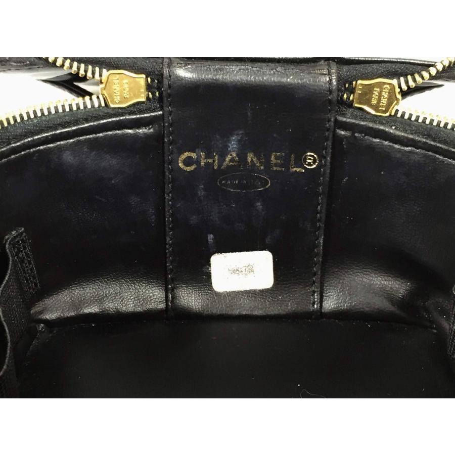 CHANEL シャネル バニティバッグ 化粧ポーチ エナメル 黒 CHANEL シャネル バニティバッグ 化粧ポーチ エナメル 黒