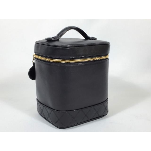 CHANEL シャネル バニティバッグ カーフ ブラック 黒 ゴールド CHANEL シャネル バニティバッグ カーフ ブラック 黒 ゴールド