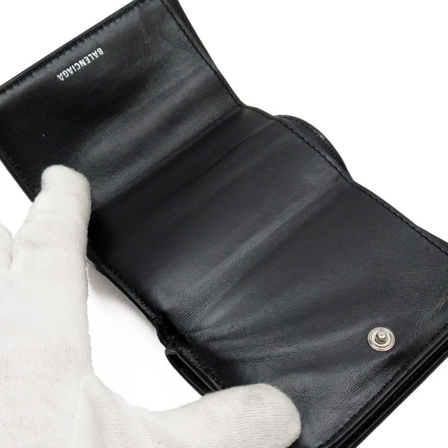 現行◆BALENCIAGA 三つ折り財布 ビッグロゴ ブラック ホワイト BALENCIAGA バレンシアガ 三つ折り財布 レザー ブラックx