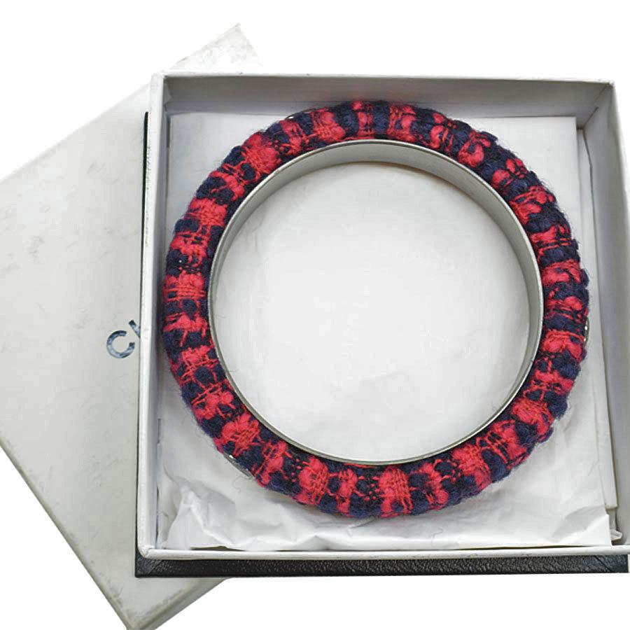 CHANEL（シャネル） バングル ココマーク ツイードx金属素材 レッドx