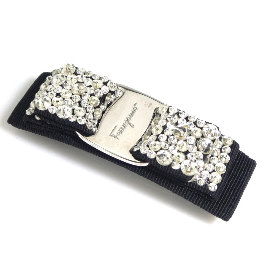 フェラガモ バレッタ ヴァラリボン ラインストーン ブラック×シルバー