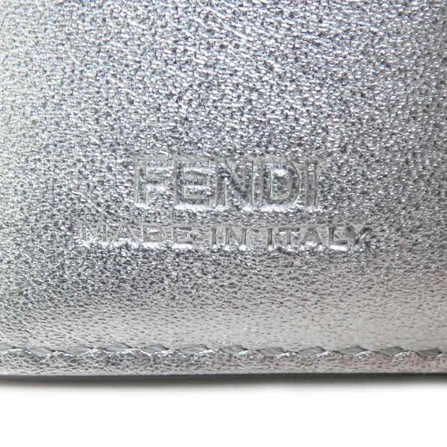FENDI（フェンディ） 三つ折り財布 ピーカブー レザー シルバー