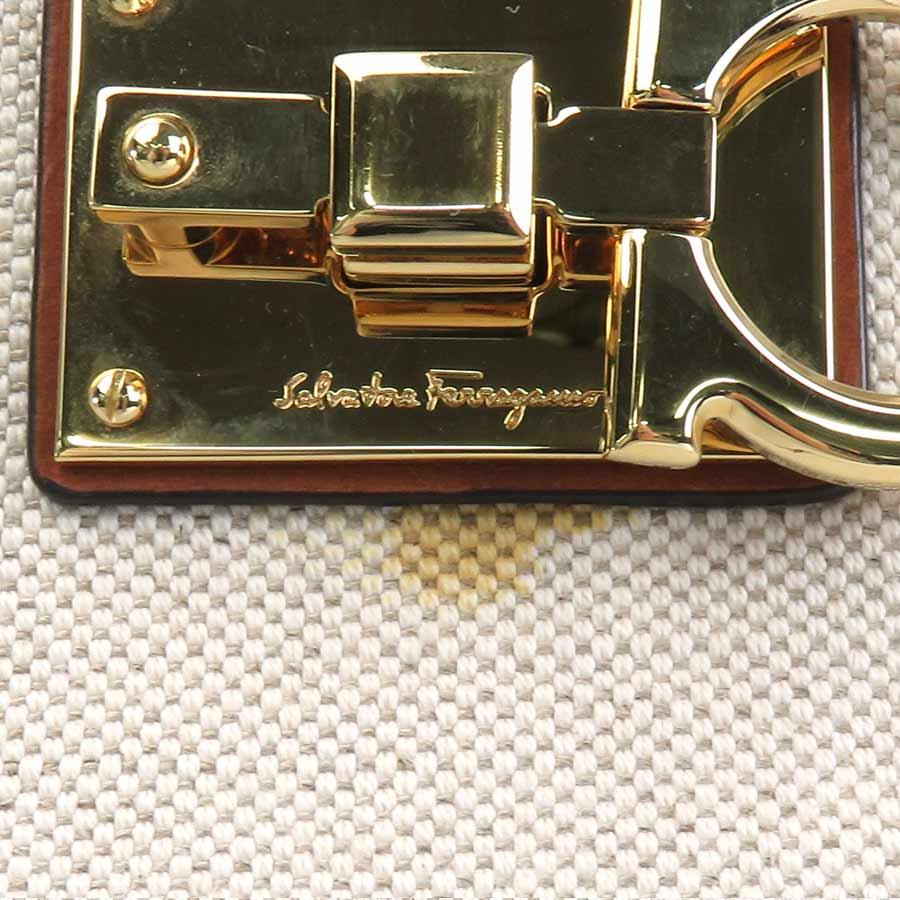 サルヴァトーレフェラガモ Salvatore Ferragamo ハンドバッグ