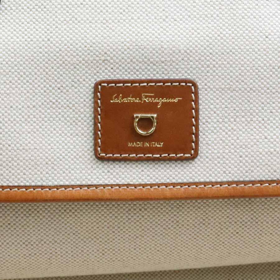 サルヴァトーレフェラガモ Salvatore Ferragamo ハンドバッグ