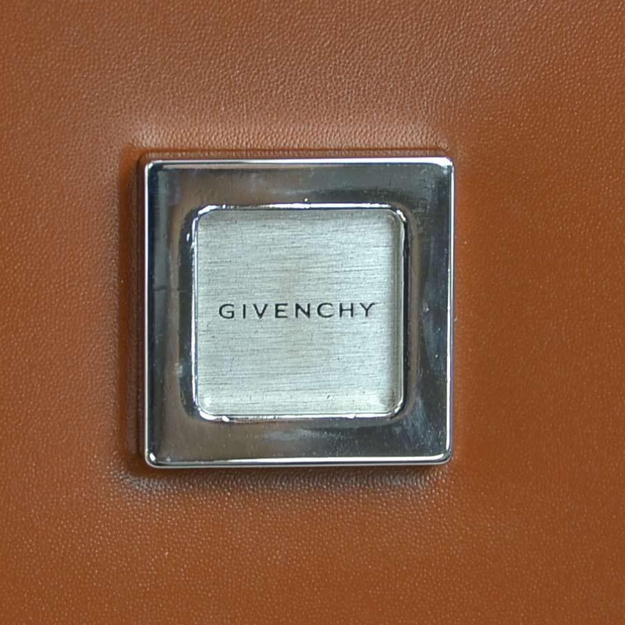 ジバンシィ GIVENCHY ショルダーバッグ レザー ブラウン