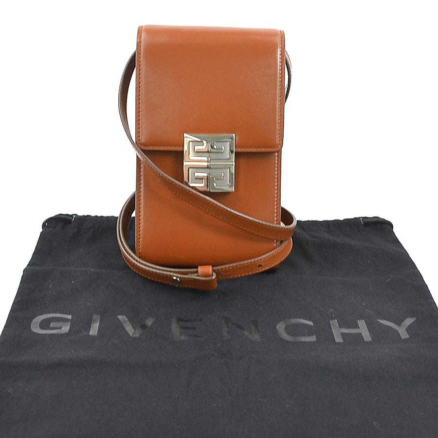 ジバンシィ GIVENCHY ショルダーバッグ レザー ブラウン