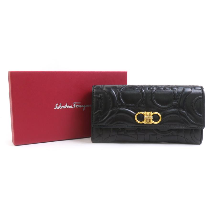 サルヴァトーレフェラガモ Salvatore Ferragamo 長財布 ガンチーニ
