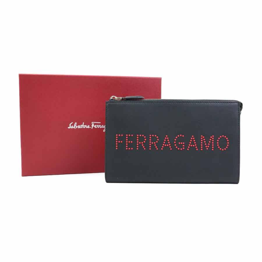 サルヴァトーレフェラガモ Salvatore Ferragamo クラッチバッグ レザー