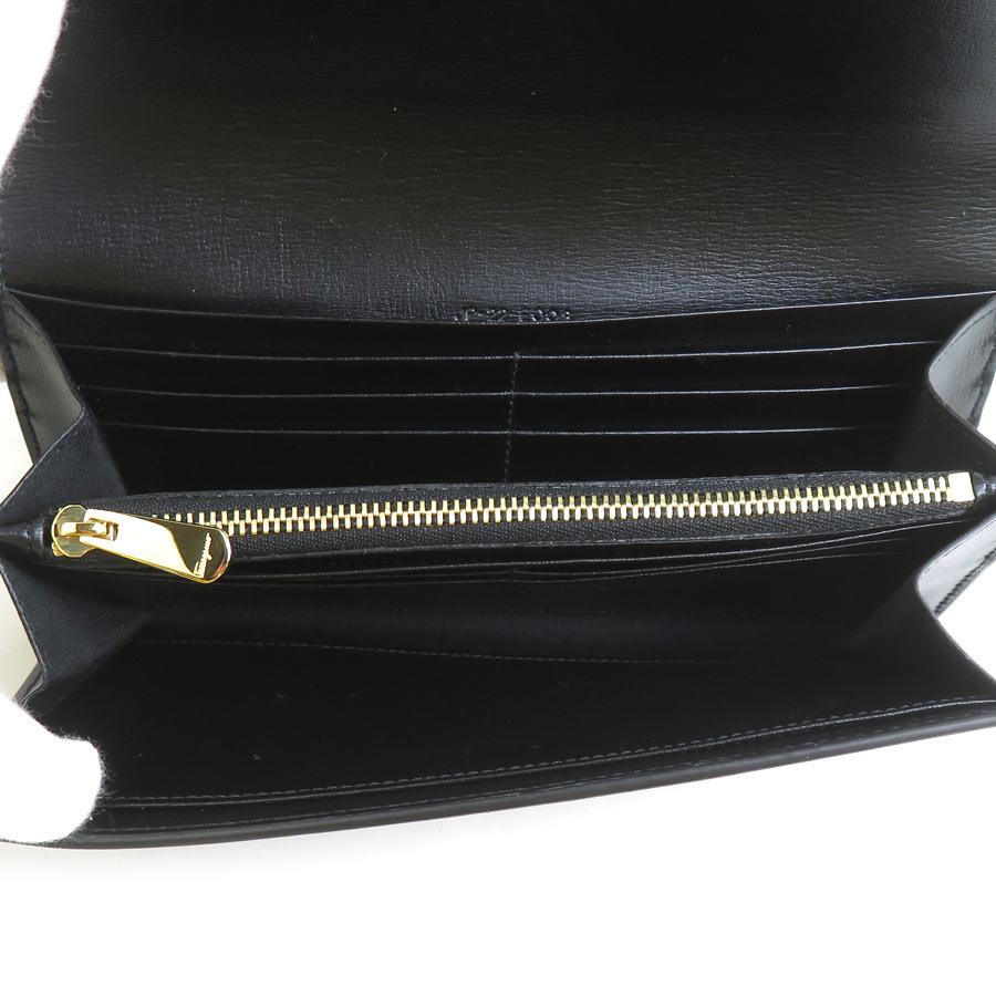サルヴァトーレフェラガモ Salvatore Ferragamo 長財布 ヴァラリボン