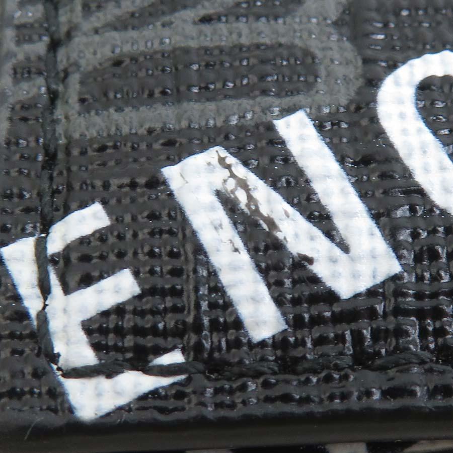 BALENCIAGA（バレンシアガ） イヤフォンケース Air Podsケース レザー